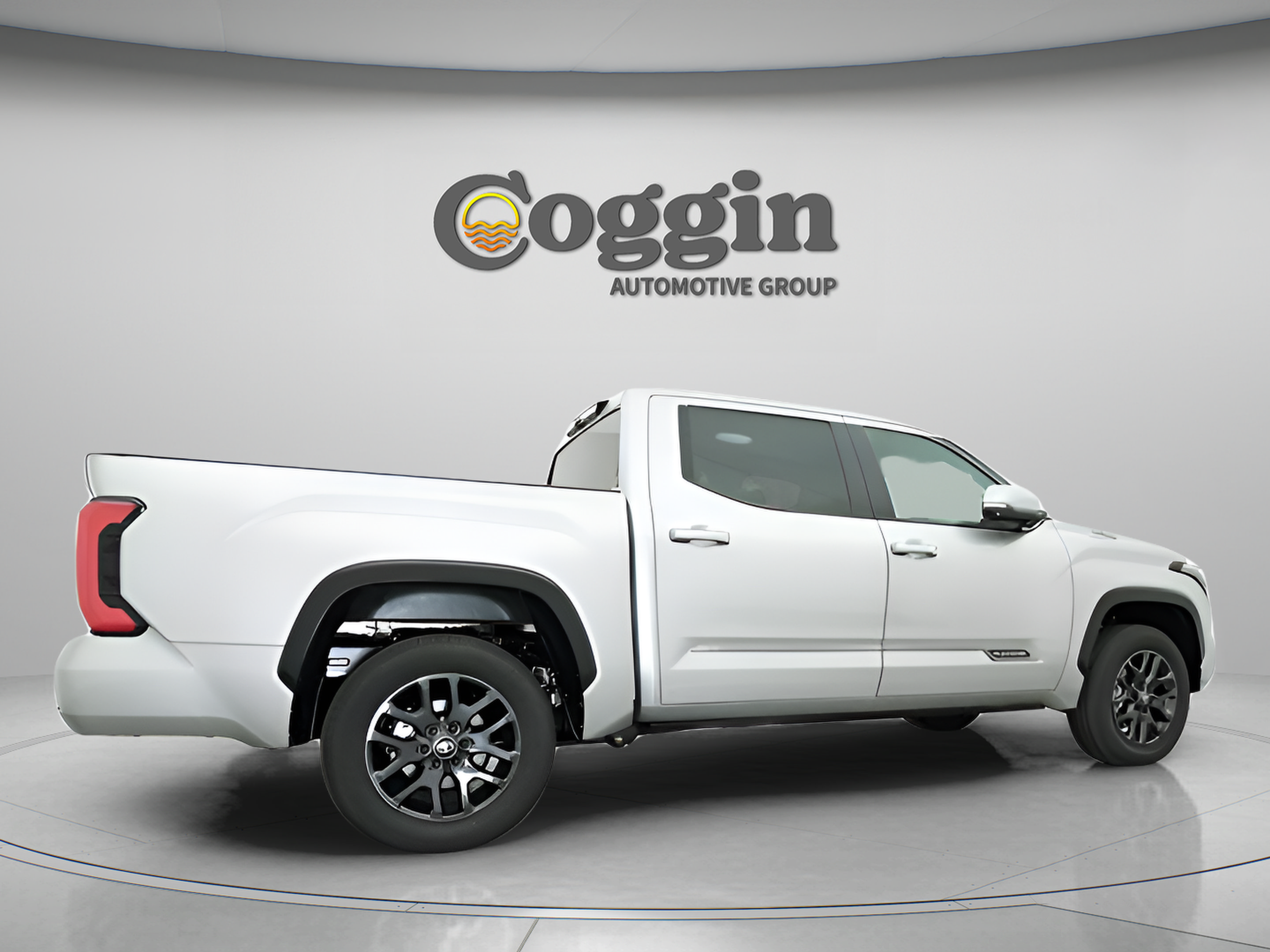 Used 2025 Toyota Tundra Platinum AWD/4WD image 20
