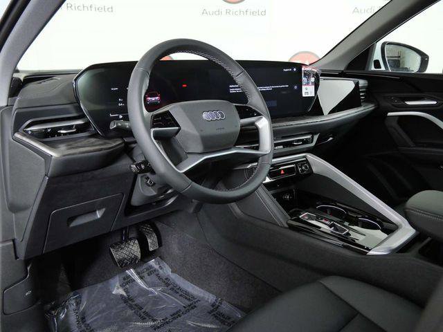 New 2025 Audi Q5 Premium image 16