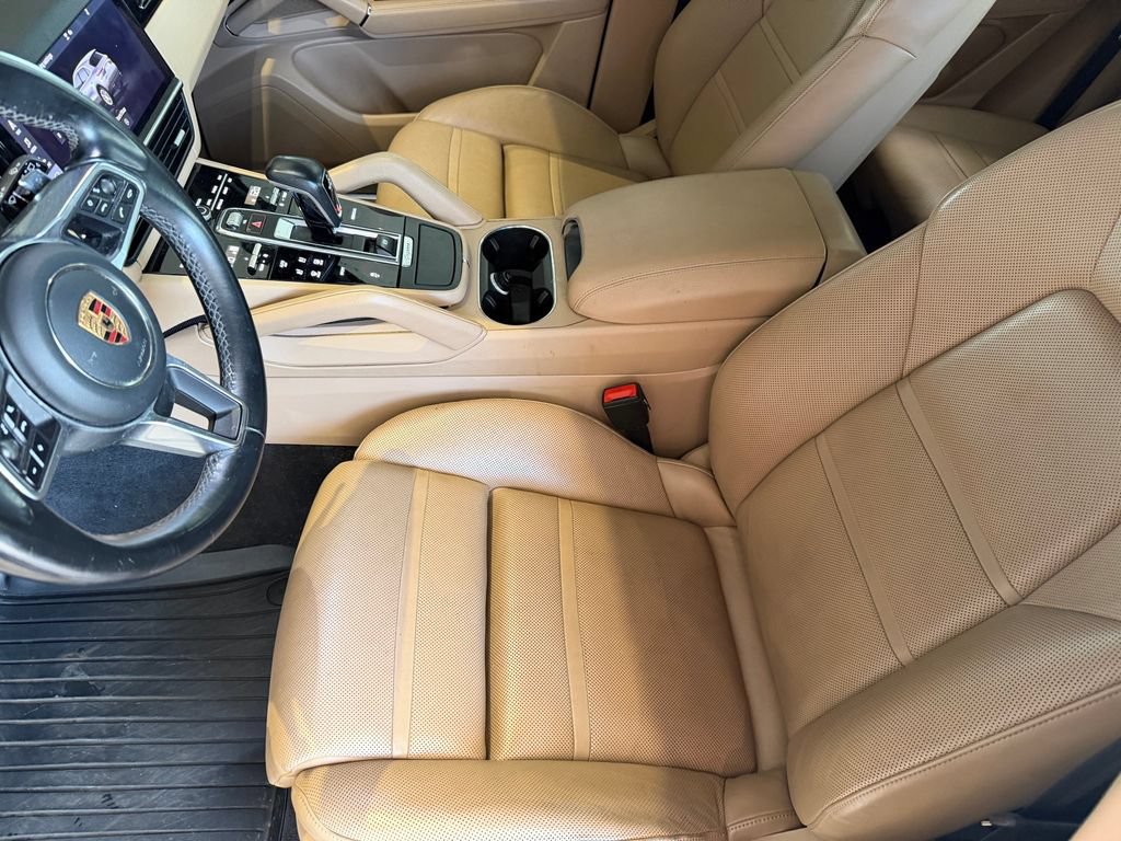 Certified 2020 Porsche Cayenne AWD/4WD image 16