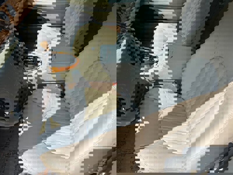 Used 2005 Jaguar XK8 Convertible image 14