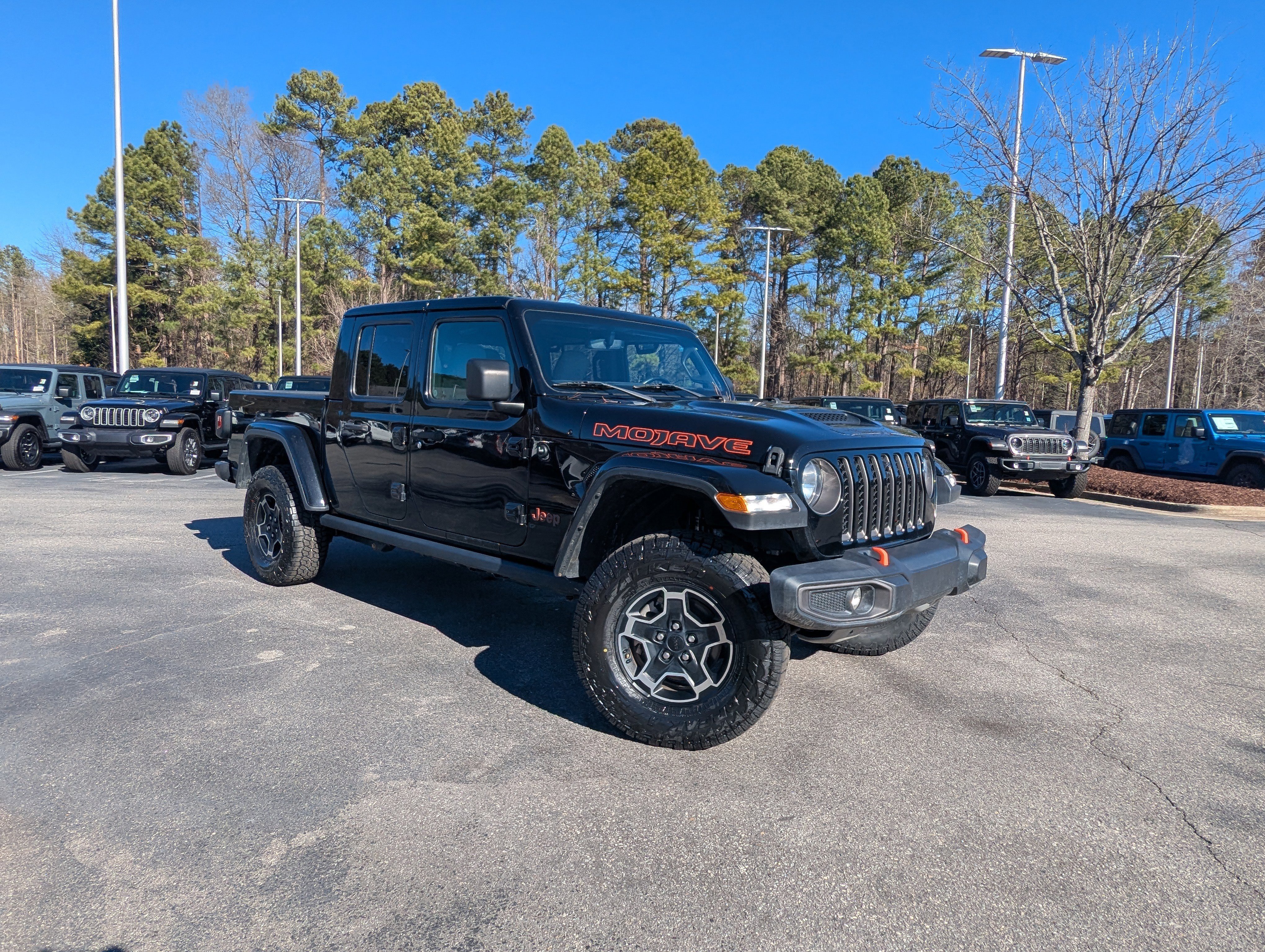 Used 2022 Jeep Gladiator Mojave w/ Cold Weather Group image 3