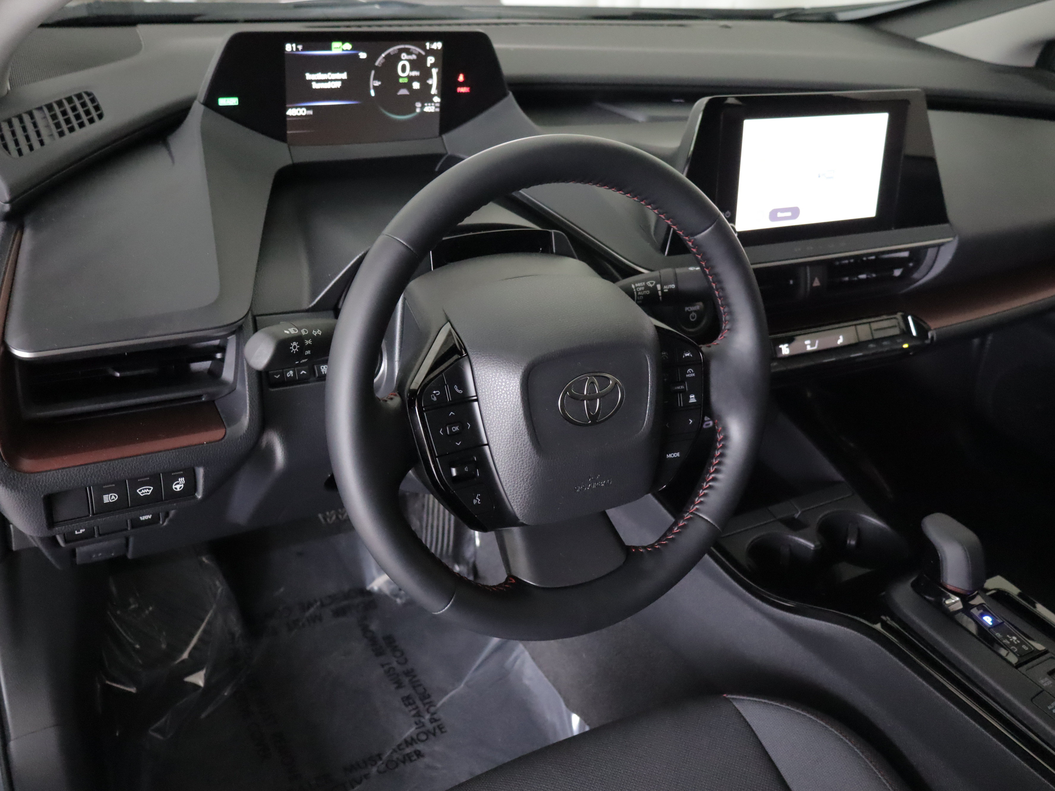 Used 2026 Toyota Prius Plug-In Hybrid FWD image 9