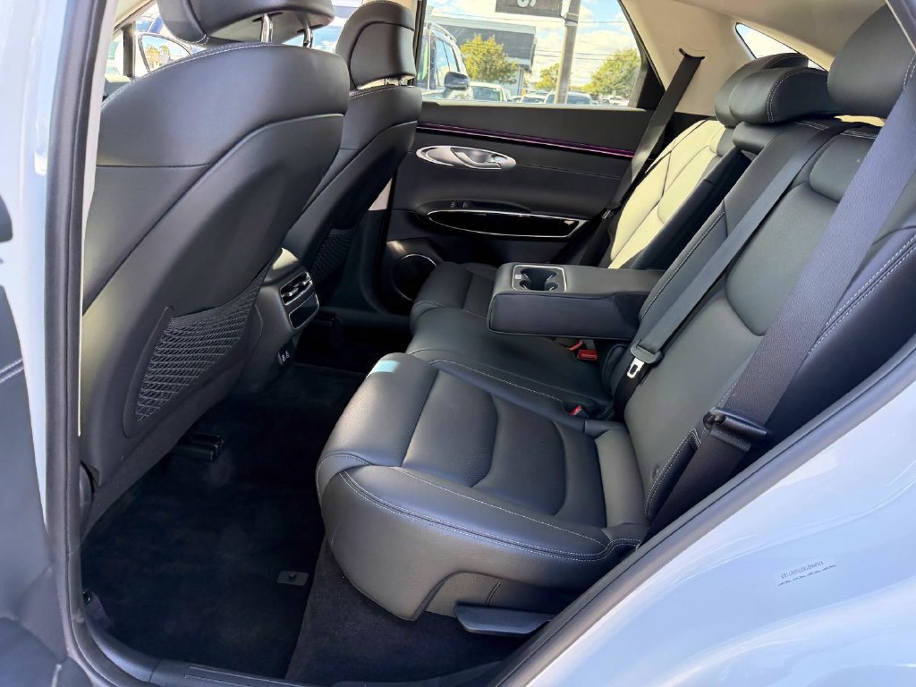 Certified 2026 Genesis GV70 2.5T AWD/4WD image 14