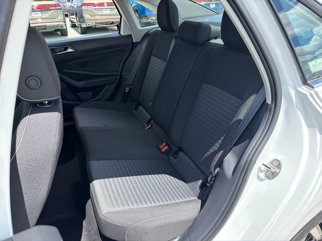 Certified 2025 Volkswagen Jetta S FWD image 20