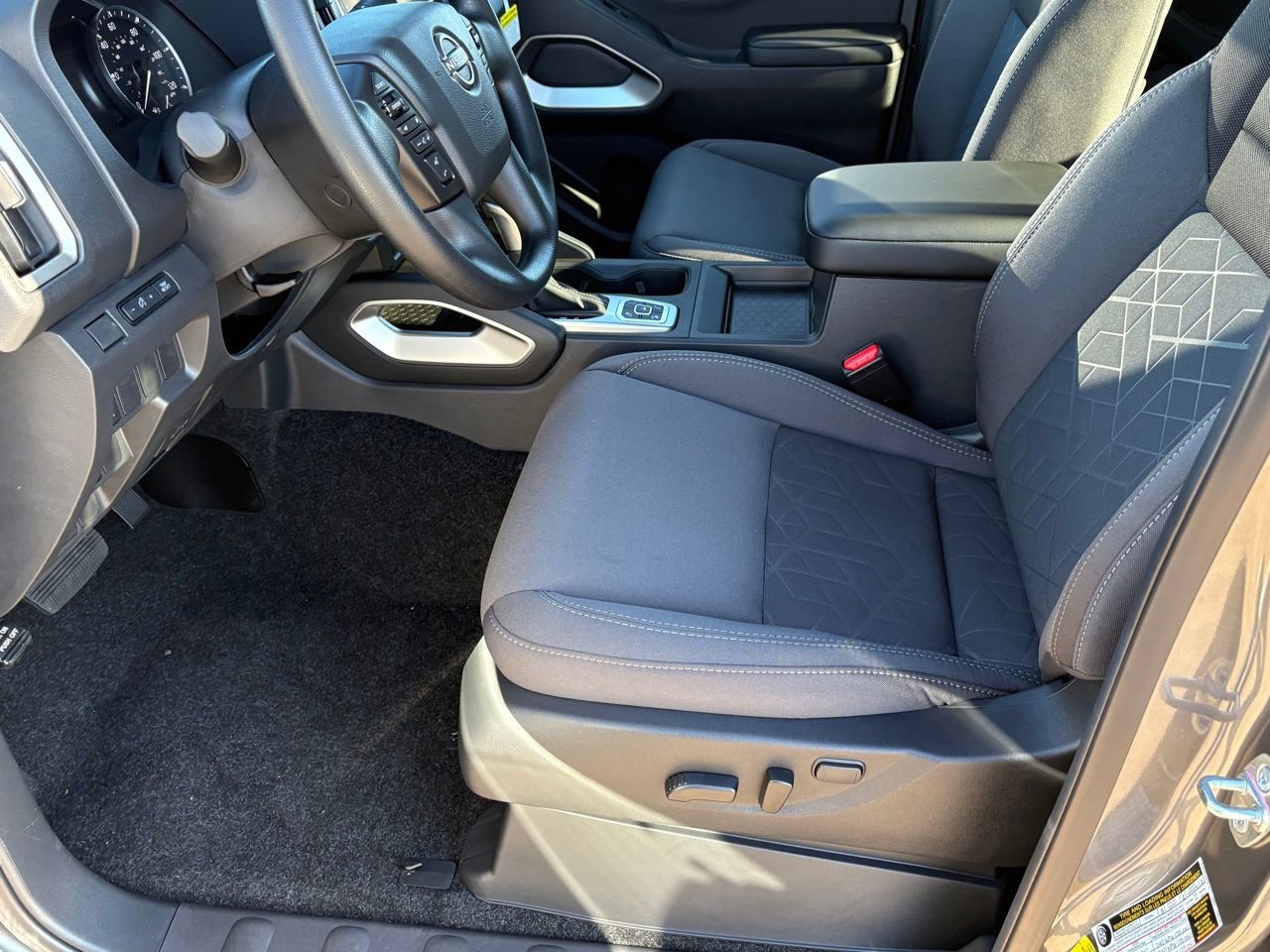 New 2026 Nissan Frontier SV w/ Tow Package image 17