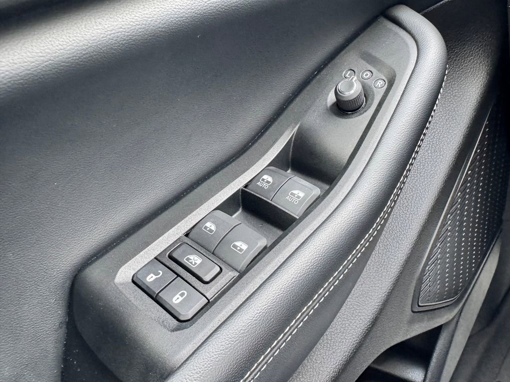 Used 2024 Jeep Grand Cherokee Laredo X w/ Luxury Tech Group I image 29