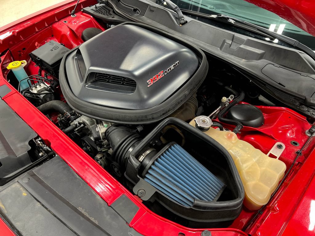 Used 2016 Dodge Challenger R/T Scat Pack RWD image 30