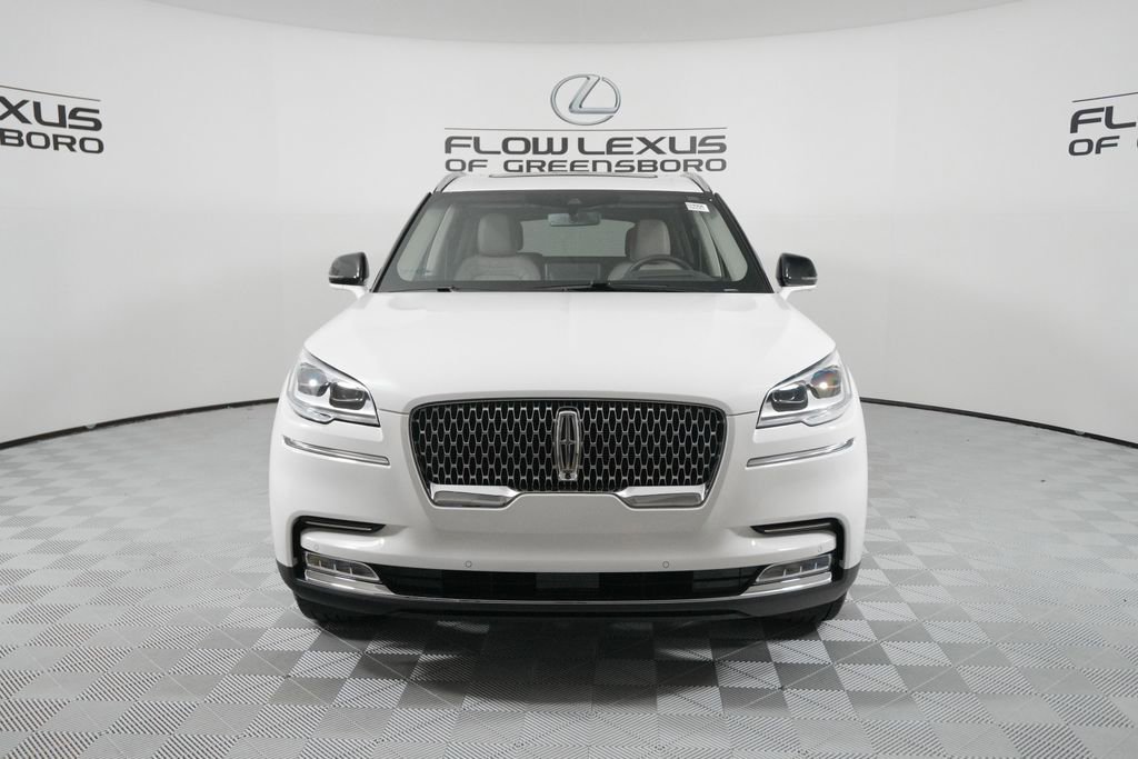 Used 2022 Lincoln Aviator Reserve w/ Equipment Group 201A image 2