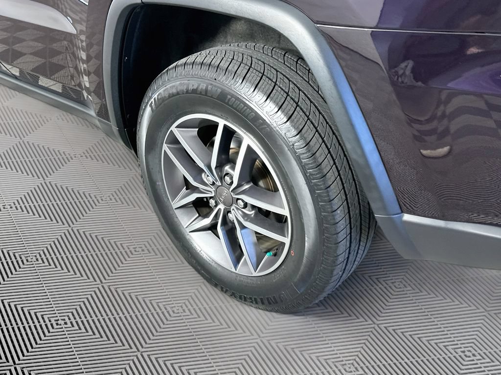 Certified 2021 Jeep Grand Cherokee Limited AWD/4WD image 43