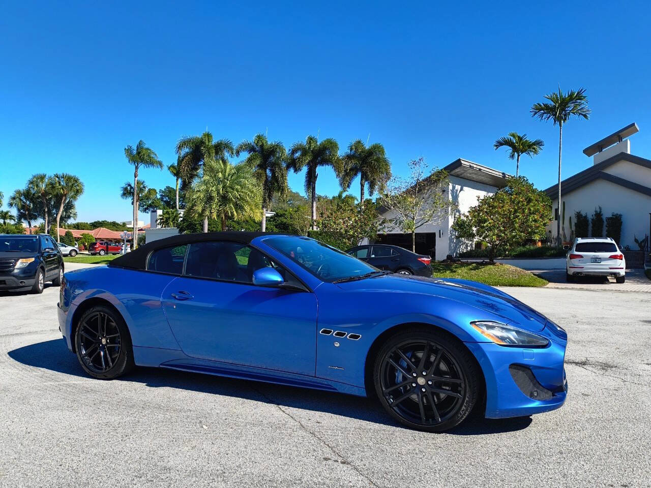 Used 2017 Maserati GranTurismo Sport RWD image 15