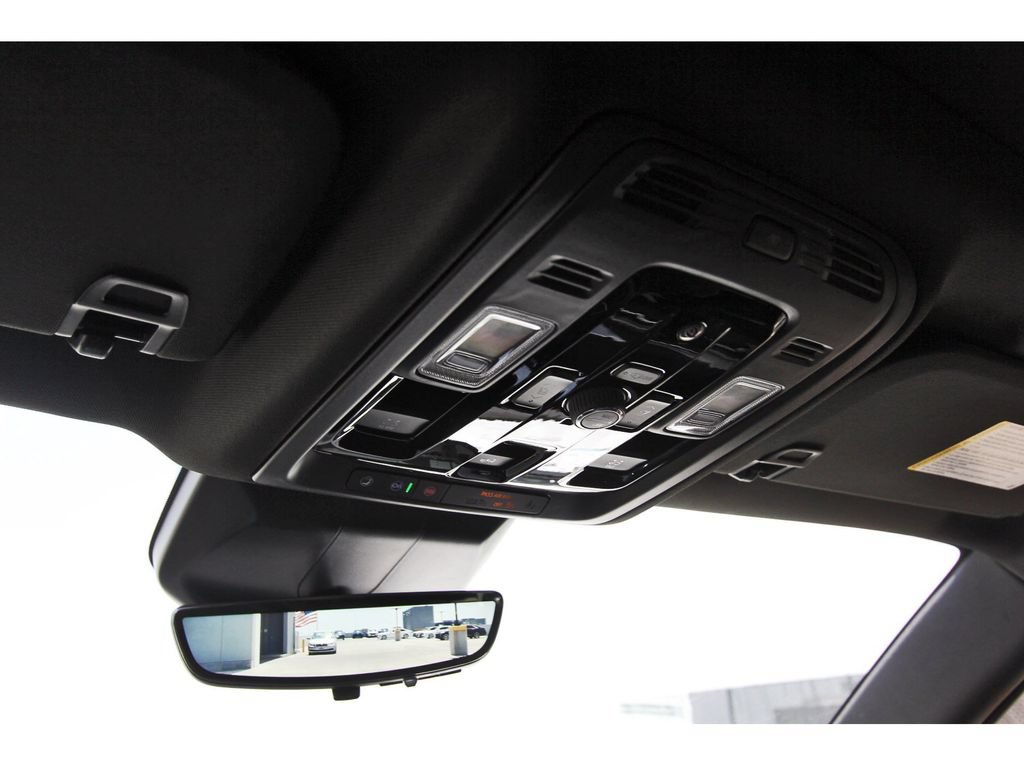 New 2026 Cadillac Escalade ESV Sport w/ Touring Package AWD/4WD image 22