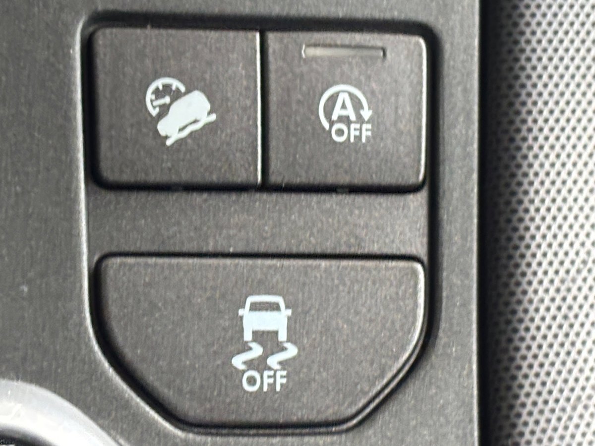 Used 2019 Land Rover Range Rover Evoque SE Premium AWD/4WD image 31
