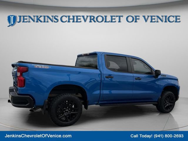 Certified 2023 Chevrolet Silverado 1500 Custom Trail Boss w/ LPO, Dark Essentials Package image 4
