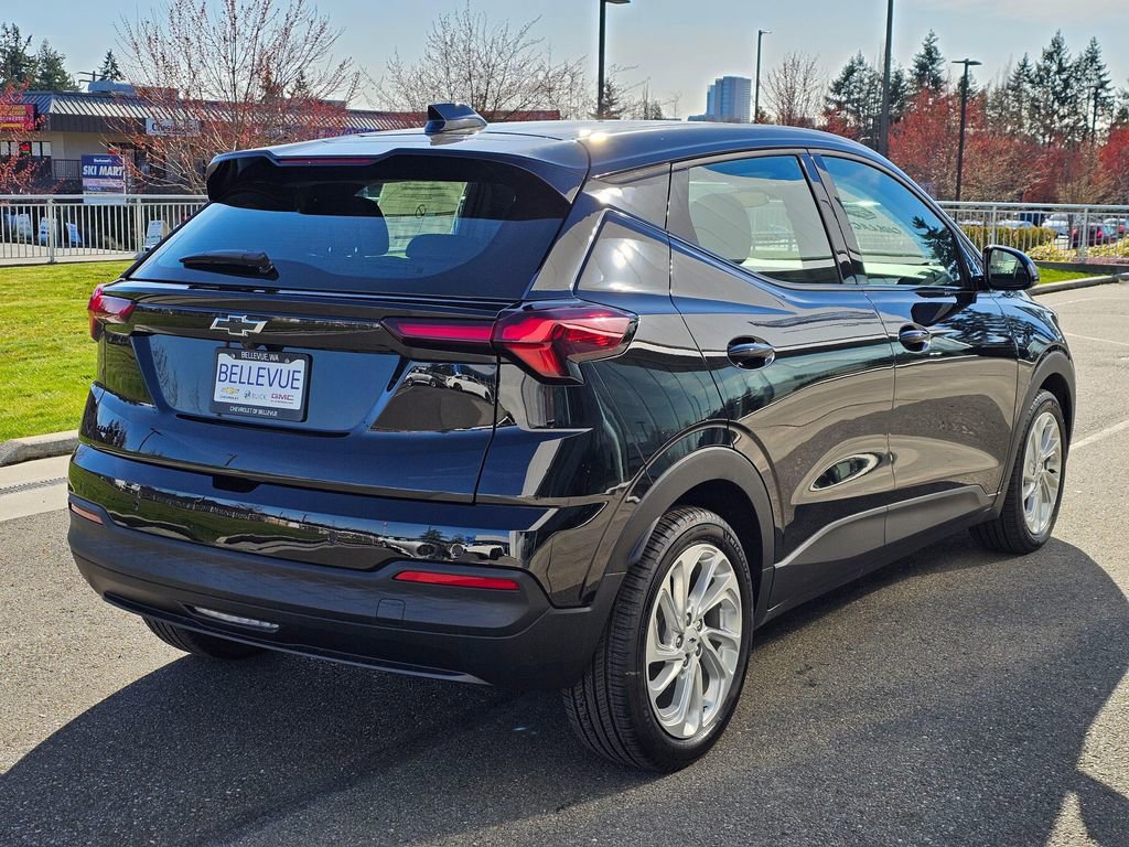 New 2027 Chevrolet Bolt LT image 5