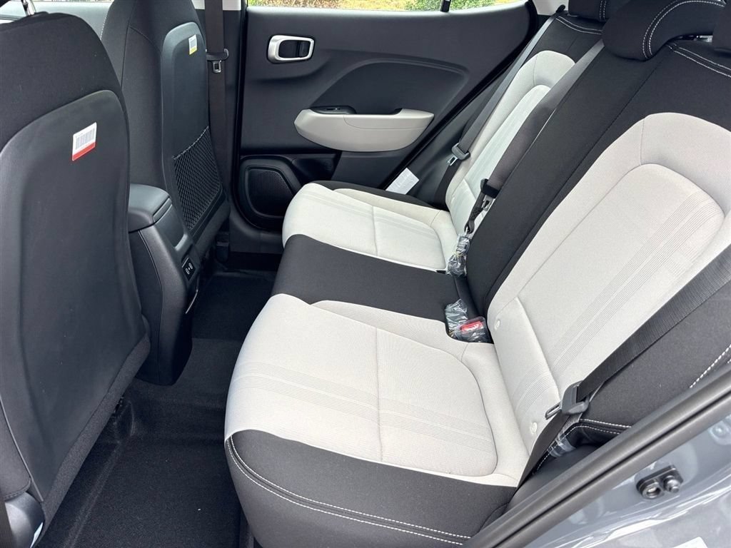 New 2026 Hyundai Venue SEL FWD image 14