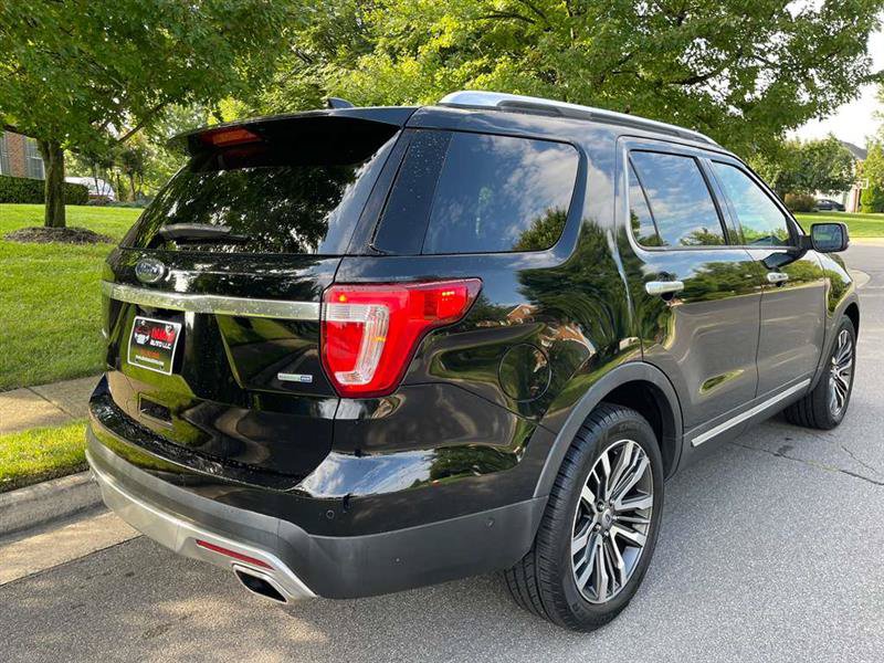 Used 2017 Ford Explorer Platinum AWD/4WD image 7