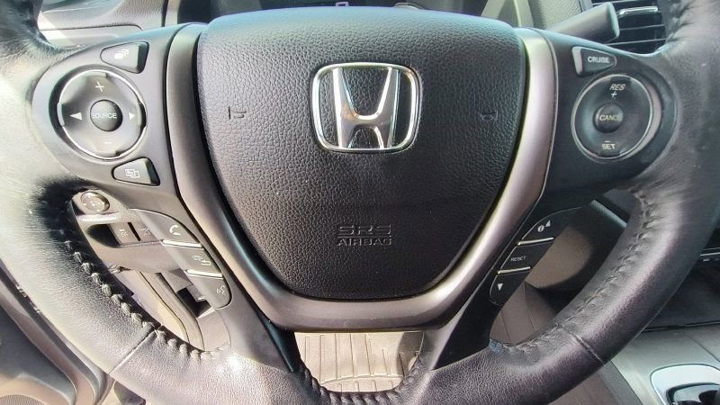 Used 2017 Honda Ridgeline RTL-T image 15