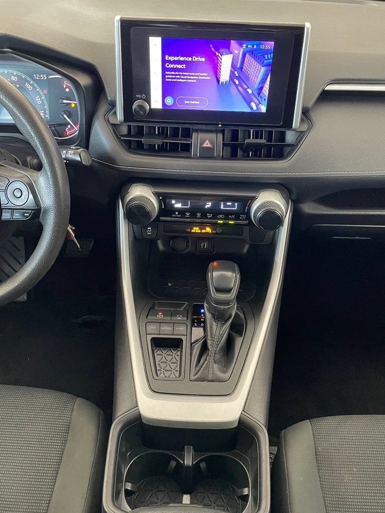 Used 2023 Toyota RAV4 LE FWD image 21