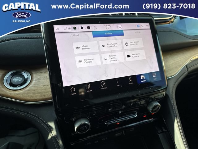 Used 2023 Jeep Grand Cherokee Summit AWD/4WD image 27