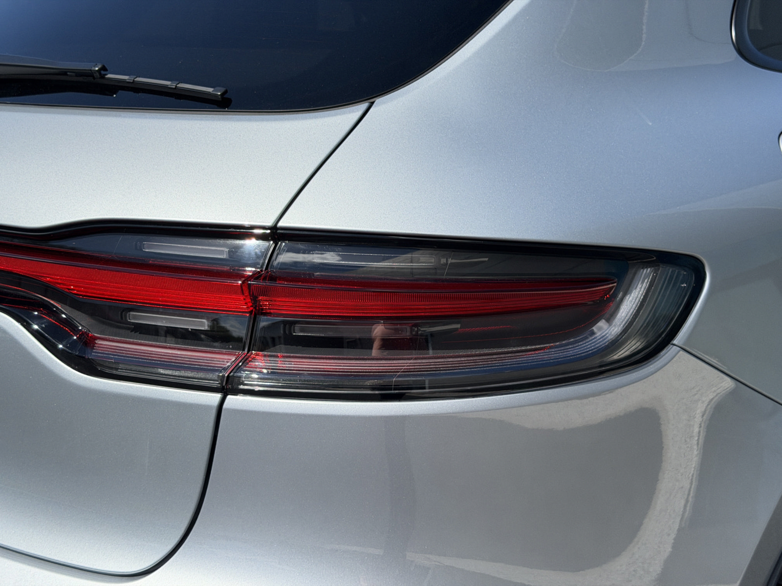 New 2026 Porsche Macan AWD/4WD image 12