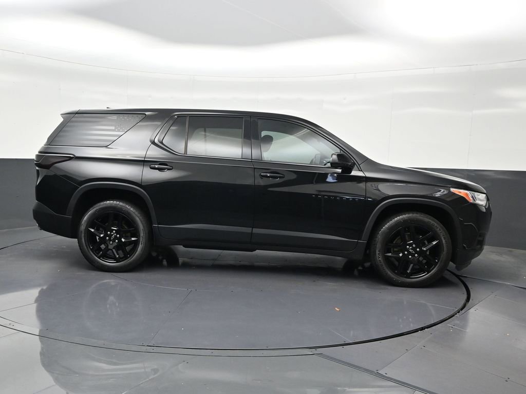 Used 2019 Chevrolet Traverse LS w/ LPO, Blackout Package FWD image 7