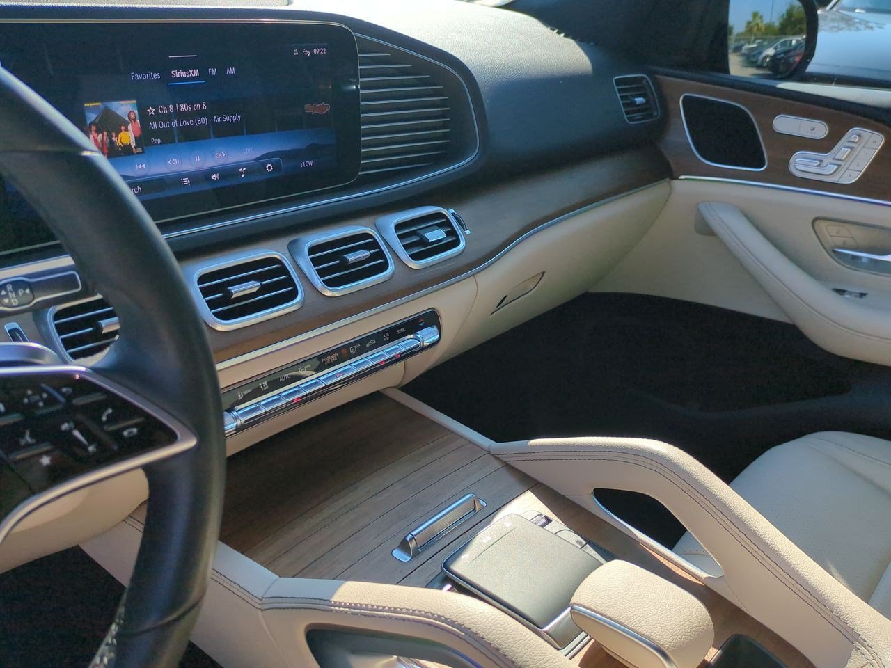 Used 2024 Mercedes-Benz GLE 350 4MATIC image 24