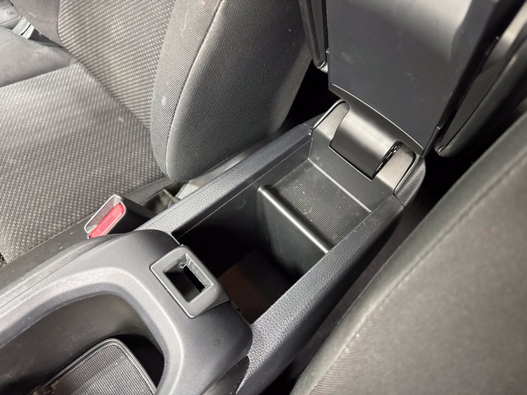 Used 2016 Honda HR-V LX image 26