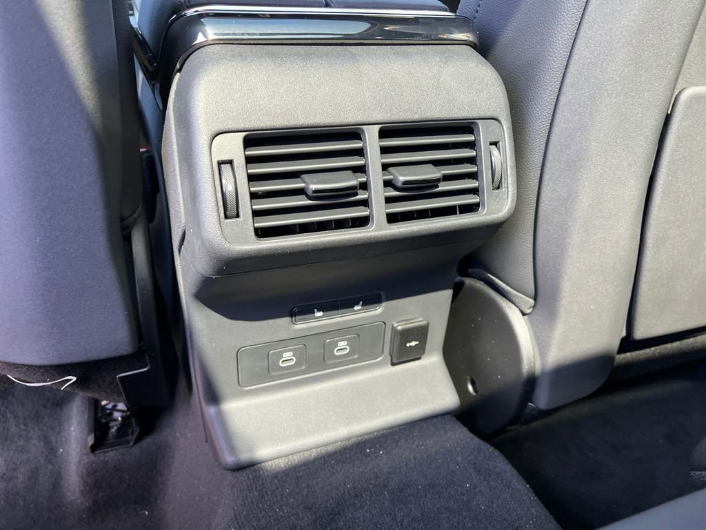 New 2026 Land Rover Range Rover Velar S image 24