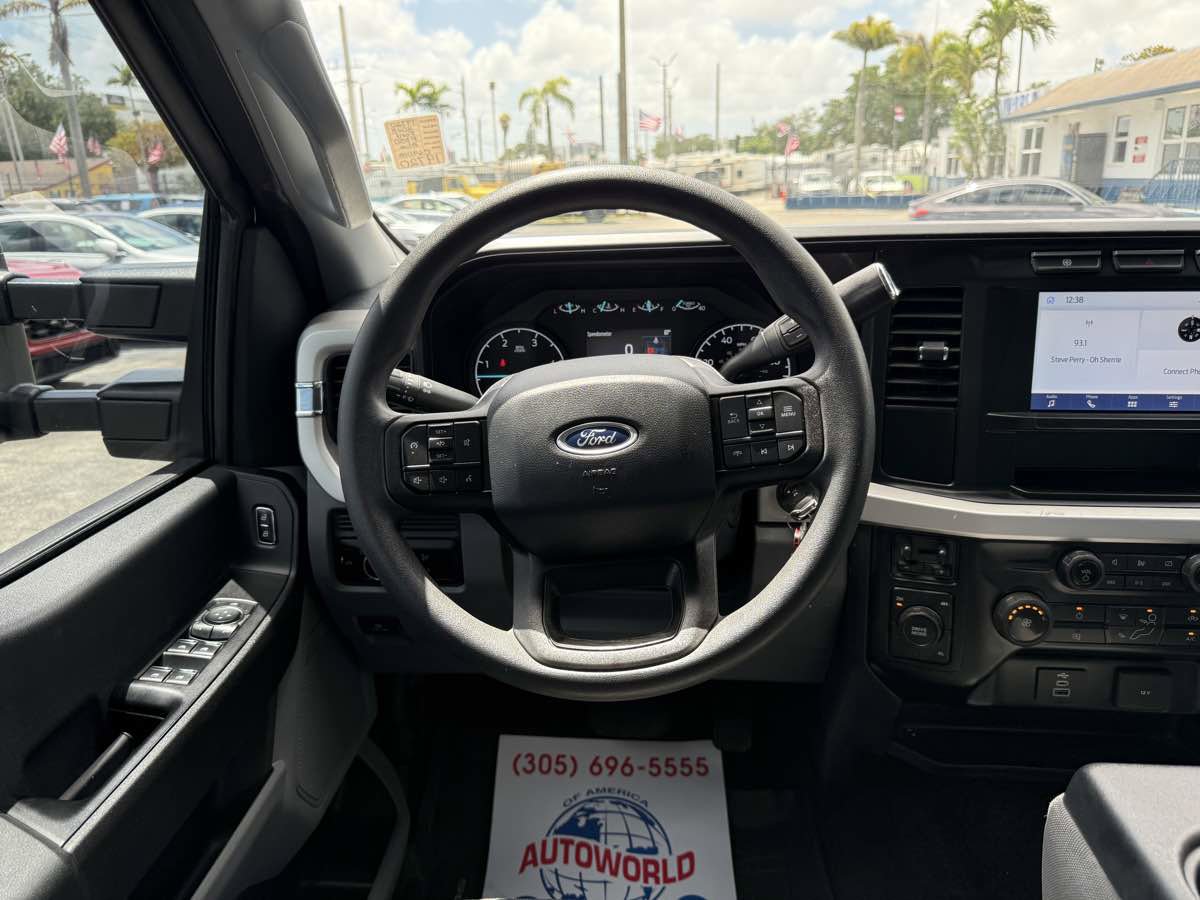 Used 2023 Ford F350 XL w/ XL Driver Assist Package AWD/4WD image 32