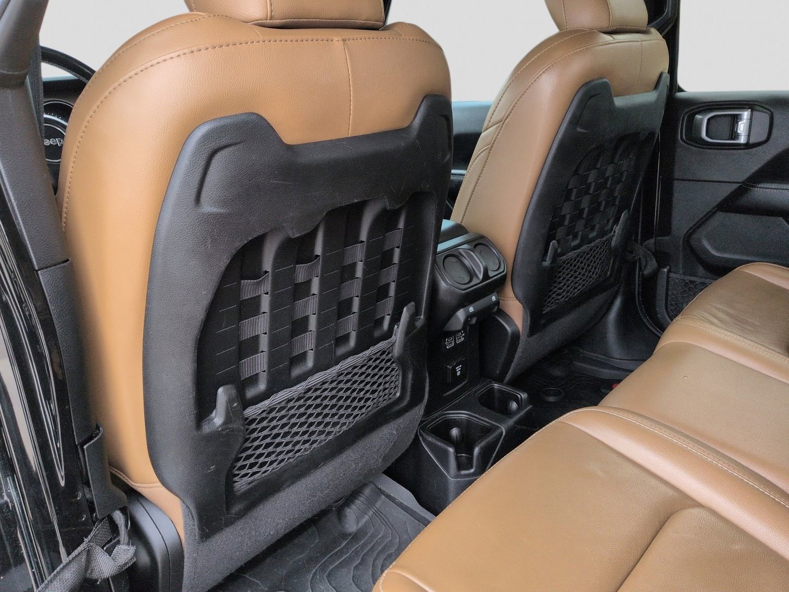 Used 2020 Jeep Gladiator Rubicon w/ Uconnect 4C Nav & Sound Group AWD/4WD image 23