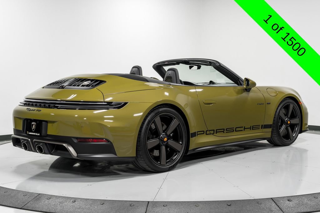 Used 2026 Porsche 911 GTS image 3