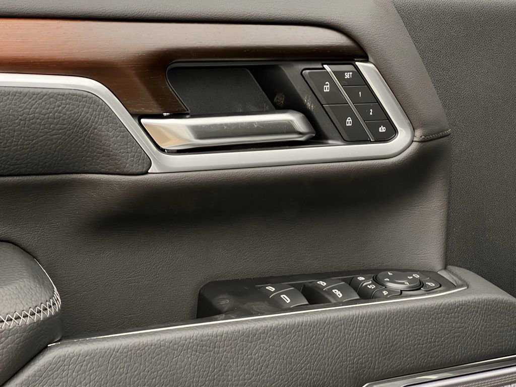 New 2026 GMC Sierra 2500 Denali w/ Denali Reserve Package image 22