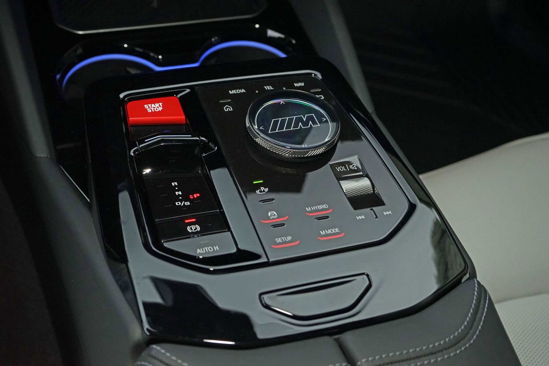 Used 2026 BMW M5 w/ Carbon Package image 23