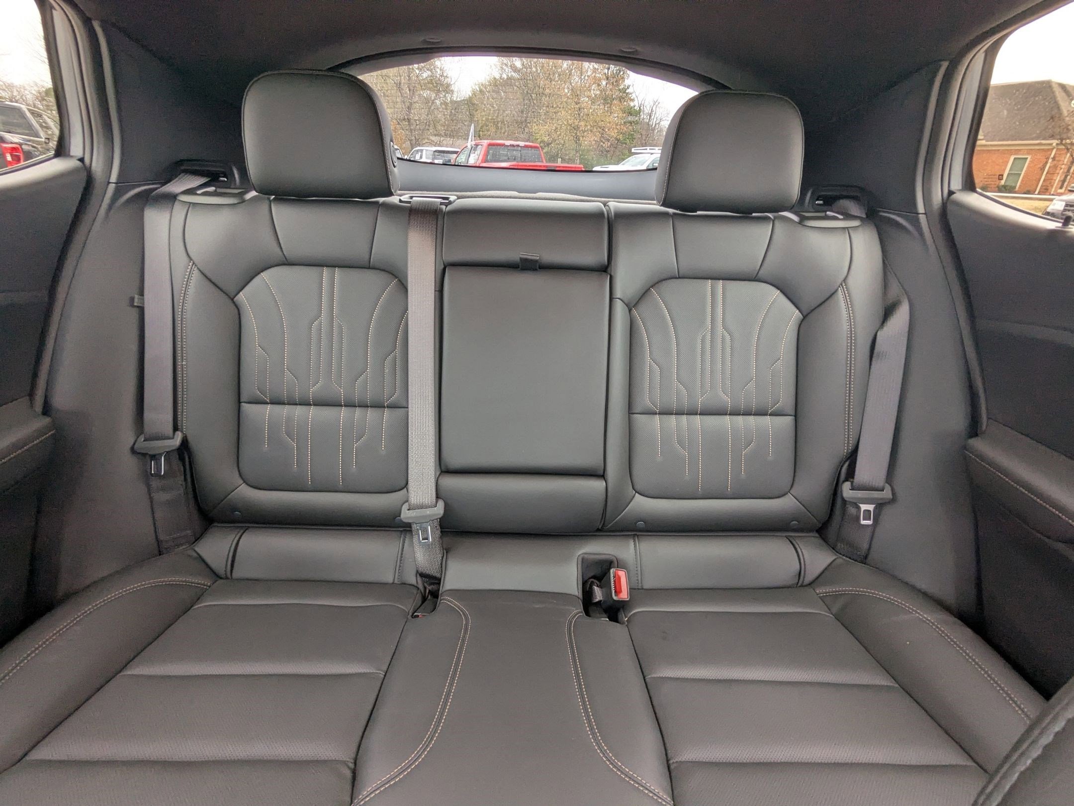 Used 2025 Buick Envista Avenir image 22