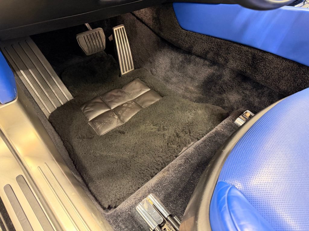 Used 2019 Rolls-Royce Dawn RWD image 22