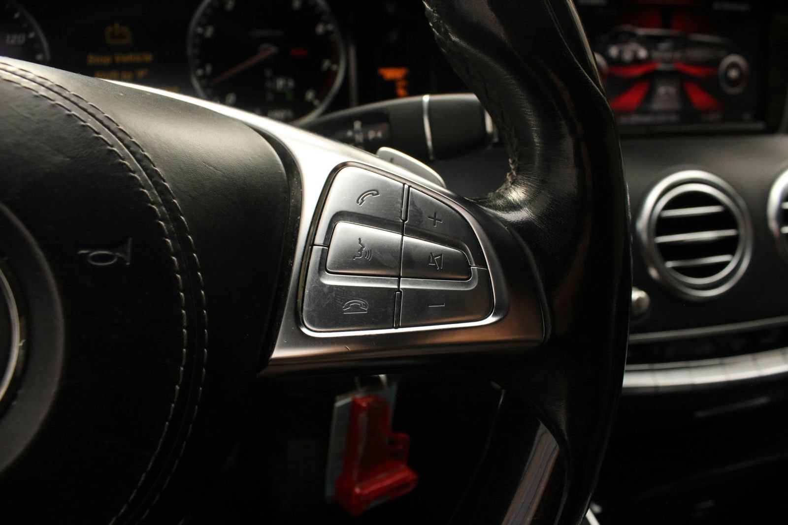 Used 2015 Mercedes-Benz S 550 4MATIC Coupe image 25
