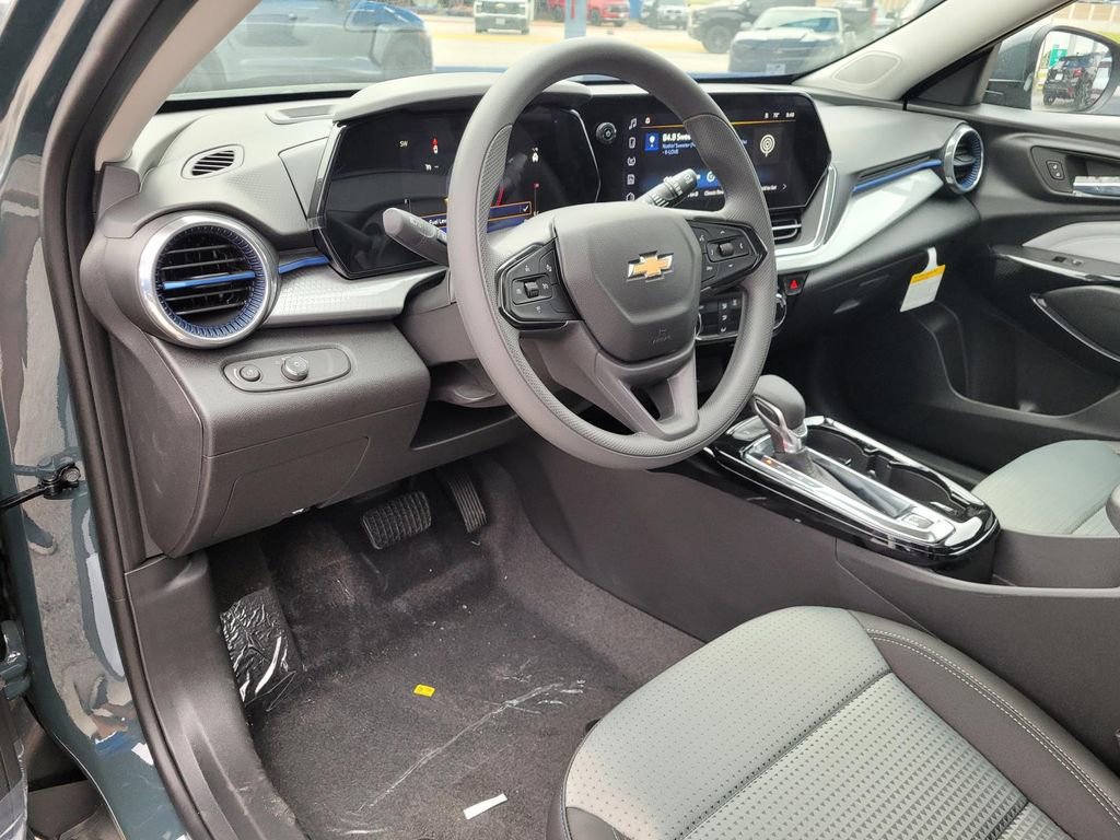 New 2026 Chevrolet Trax LT FWD image 11