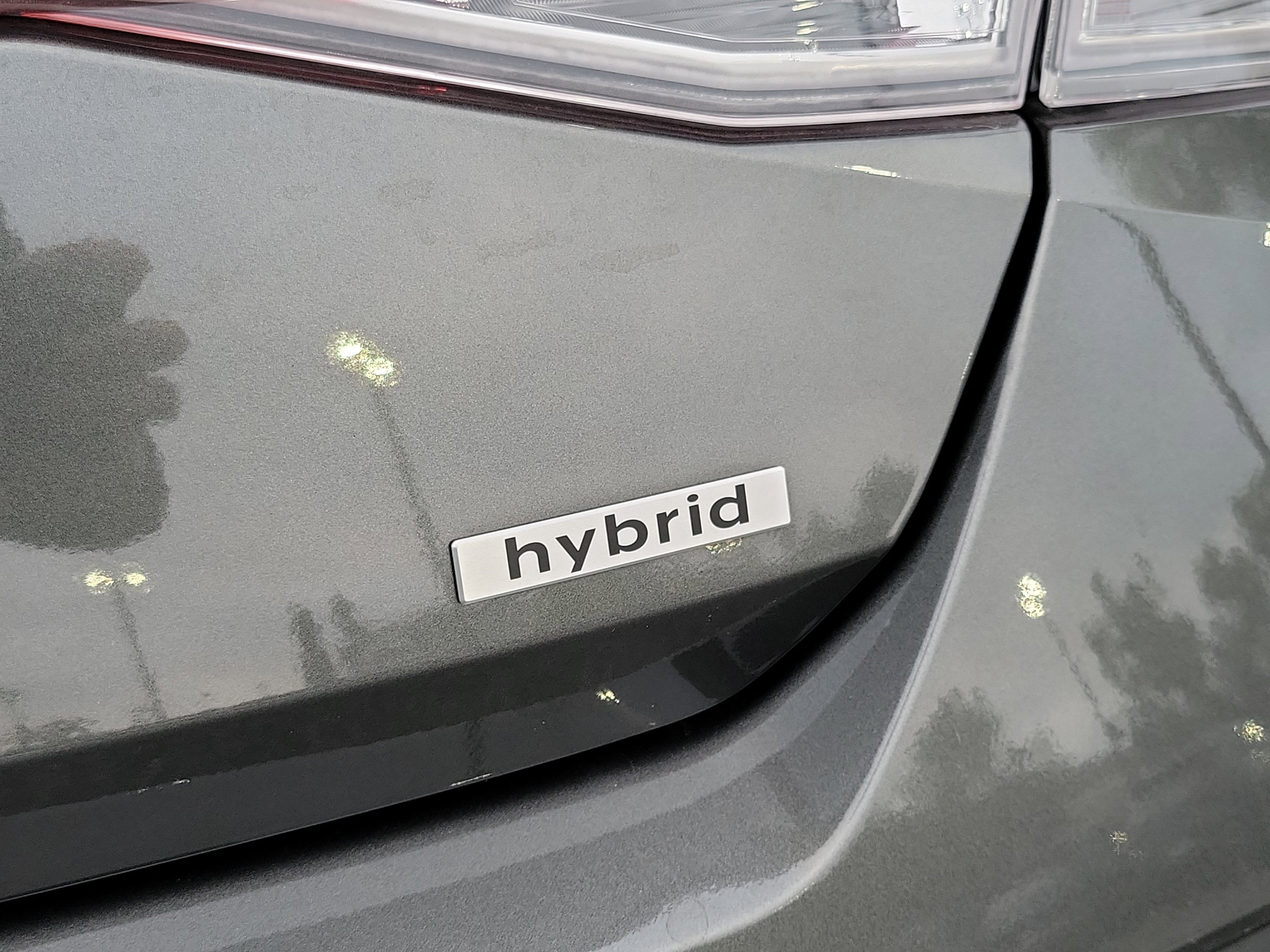 Certified 2025 Hyundai Elantra SEL FWD image 11