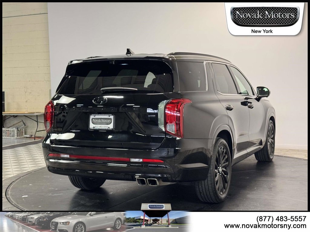 Used 2024 Hyundai Palisade Calligraphy image 5