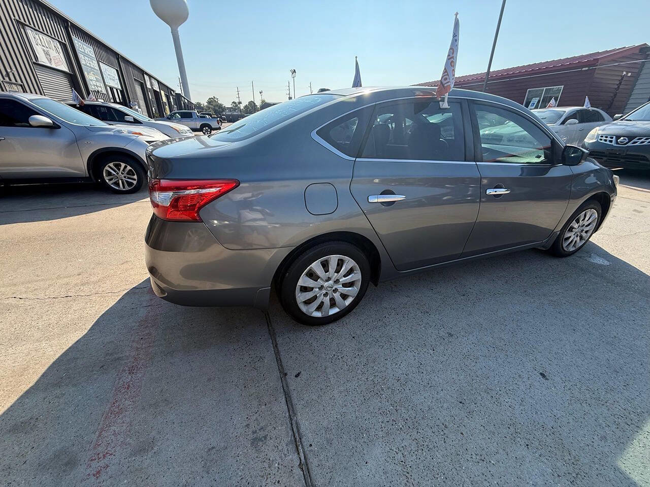 Used 2016 Nissan Sentra SV image 17