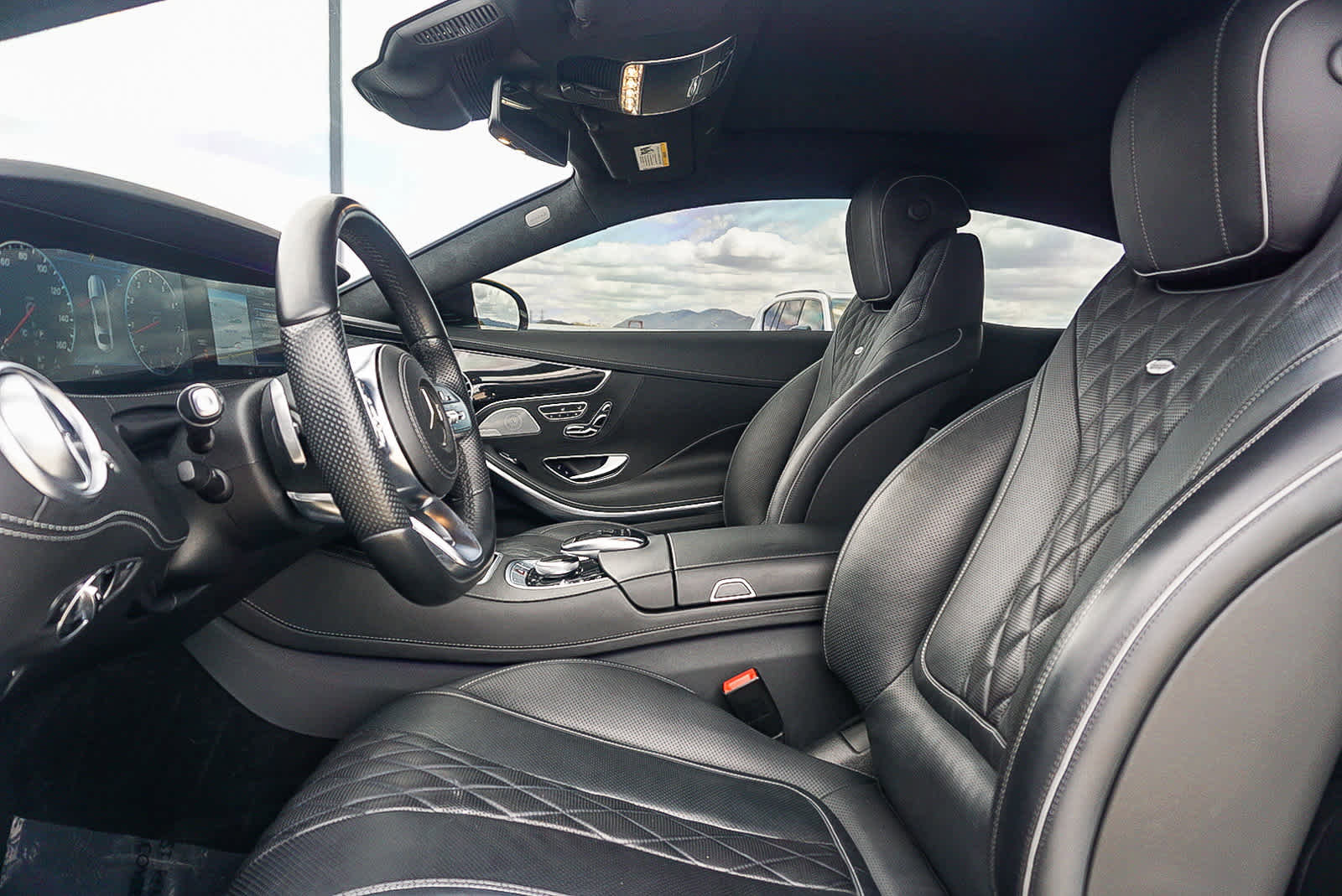 Used 2020 Mercedes-Benz S 560 4MATIC Coupe image 19