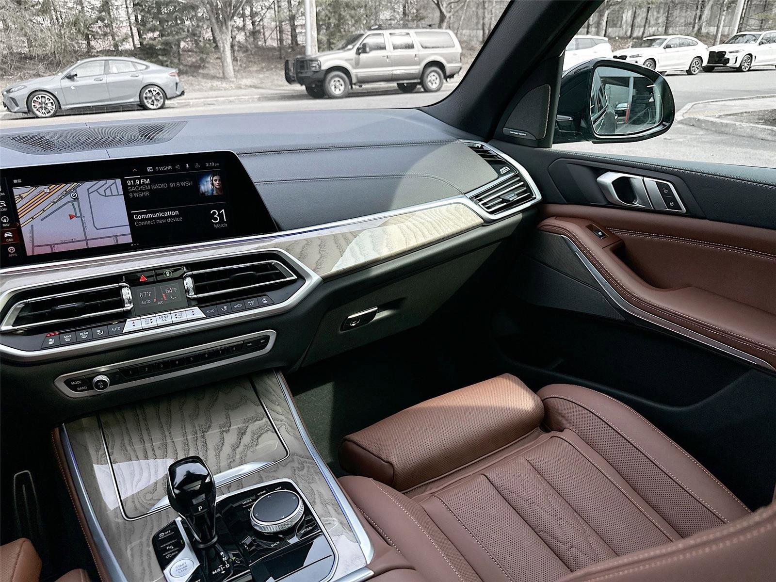 Used 2023 BMW X5 M50i w/ Climate Comfort Package image 25