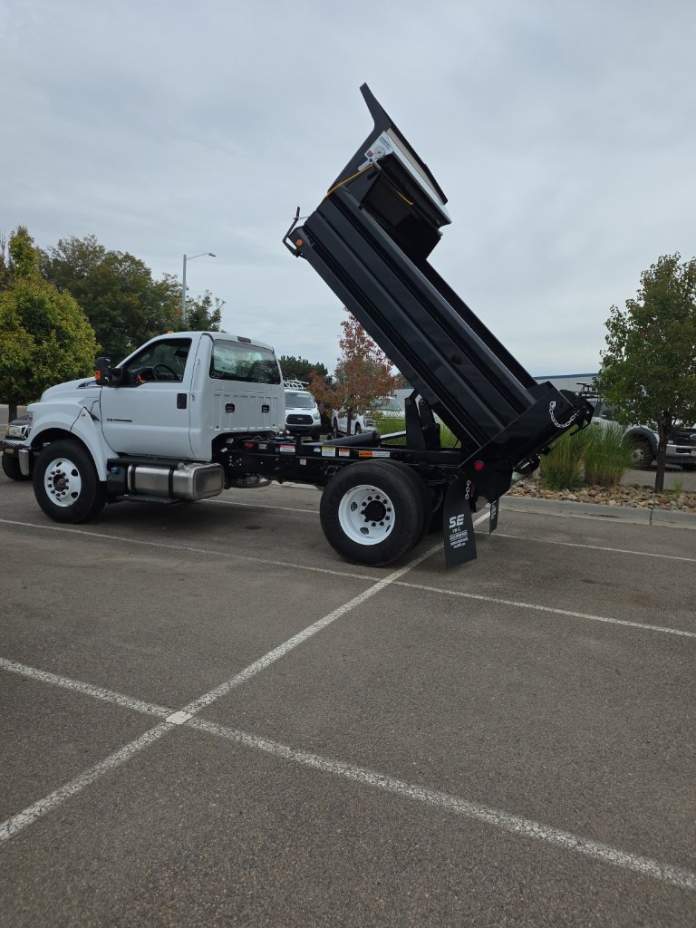 New 2027 Ford F650 2WD Regular Cab Super Duty image 8