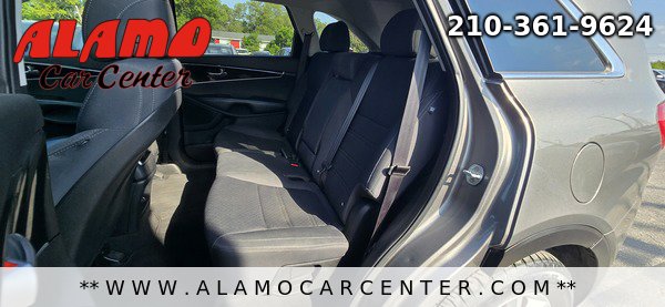 Used 2017 Kia Sorento L FWD image 30
