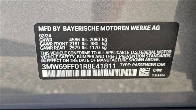 Certified 2024 BMW 330i Sedan w/ Convenience Package RWD image 24