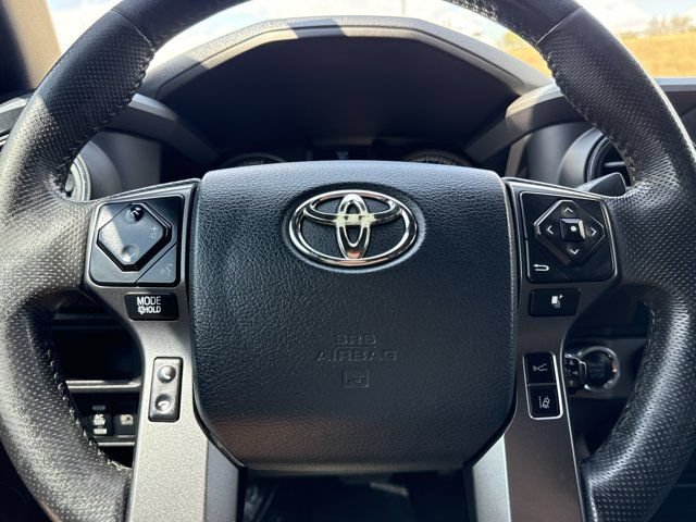 Used 2019 Toyota Tacoma TRD Off-Road AWD/4WD image 17