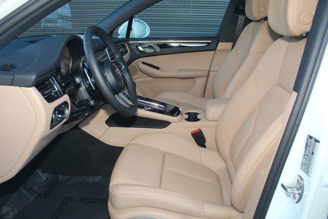 New 2026 Porsche Macan S image 5