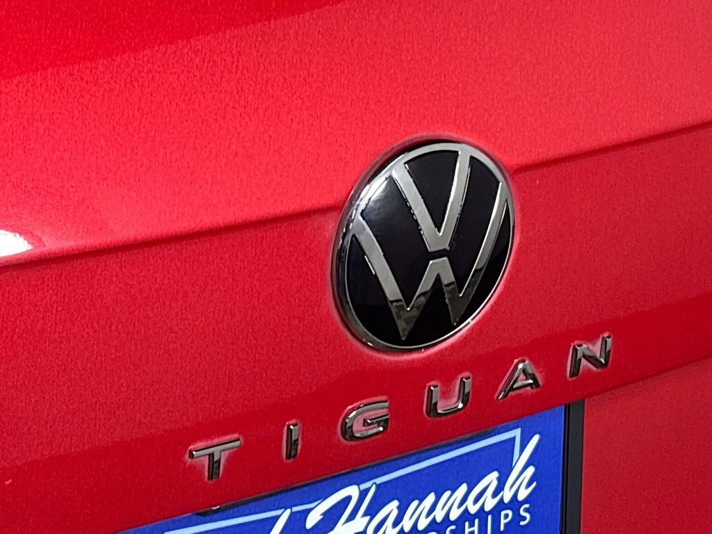 Certified 2023 Volkswagen Tiguan SE image 24