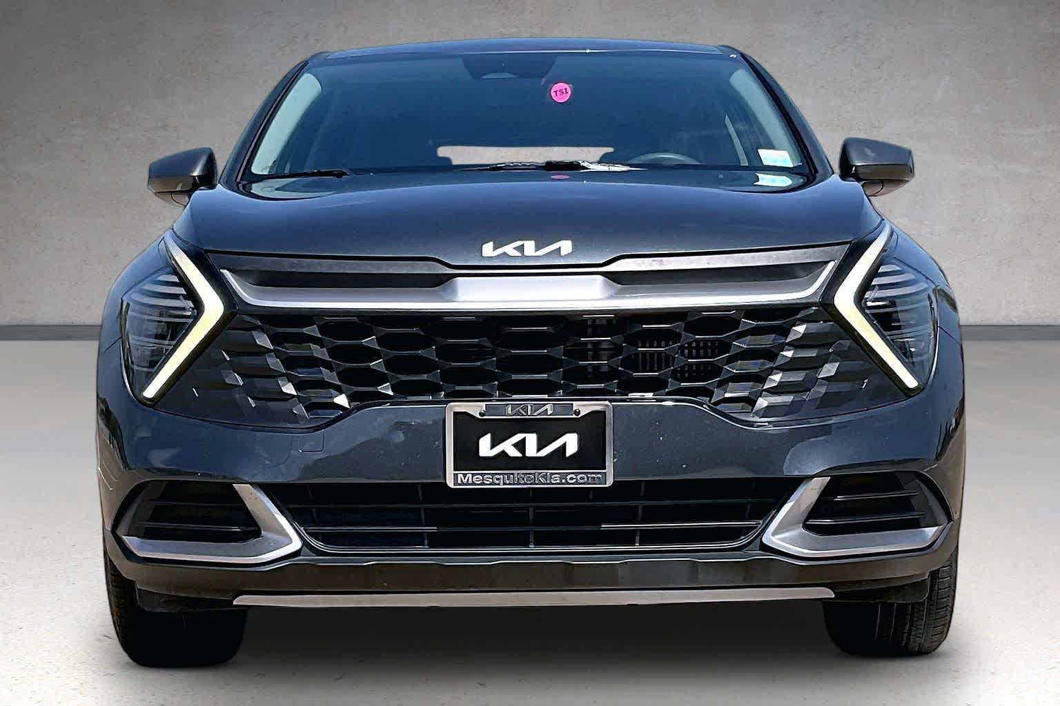 Certified 2025 Kia Sportage LX FWD image 6