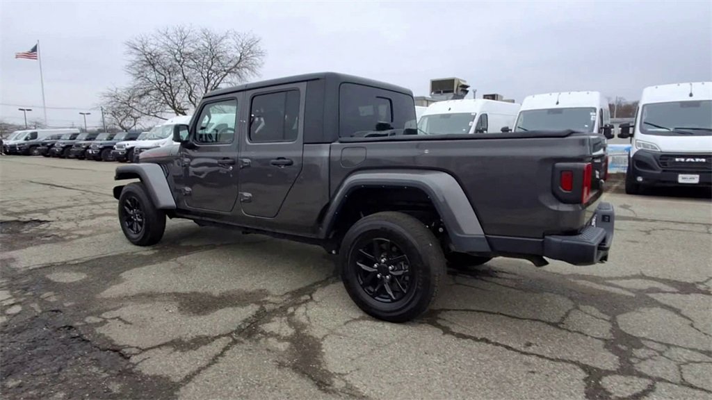 Certified 2022 Jeep Gladiator Sport image 6